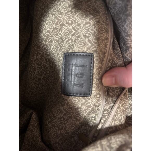 Joy Susan | Black Distressed Vegan Leather Large Crossbody Bag - Picture 9 of 11